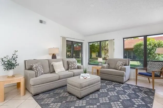 Daire (Yellow Pine Villa)