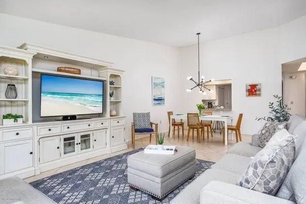 Daire (Yellow Pine Villa)