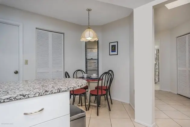 Daire (Yellow Pine Villa)