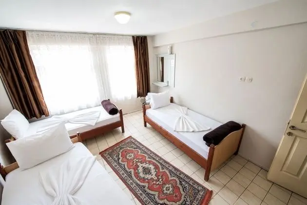 Standard Üç Kişilik Oda