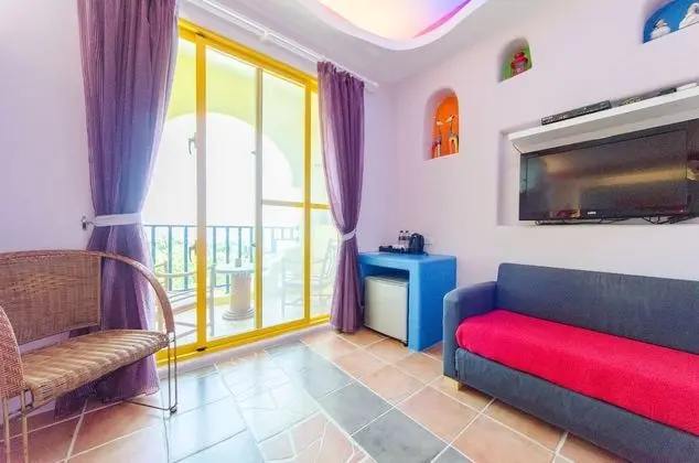 Tek Büyük Yataklı Oda, Balkon, Deniz Manzaralı