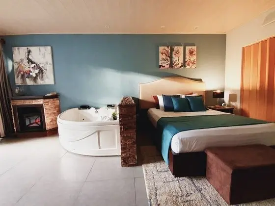 Deluxe Stüdyo Süit