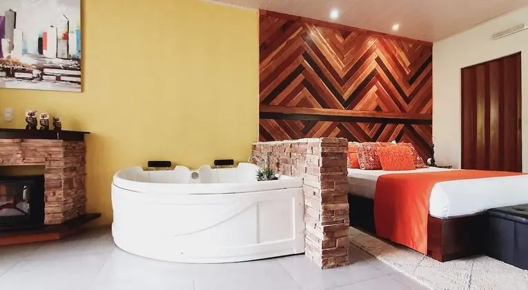 Deluxe Süit, Sıcak Su Havuzu, Tepe Manzaralı
