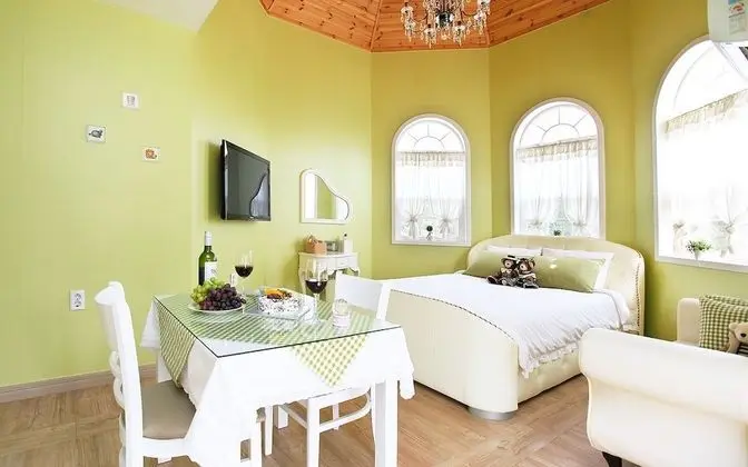 Tek Büyük Yataklı Oda