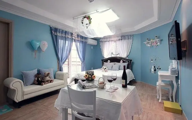 Tek Büyük Yataklı Oda