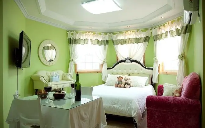 Tek Büyük Yataklı Oda