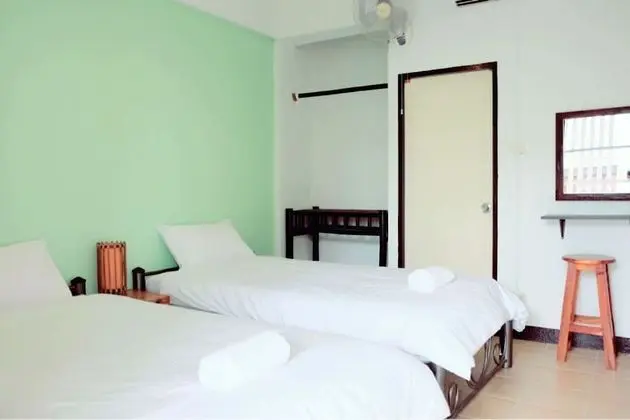 Twin Room with Private Bathroom