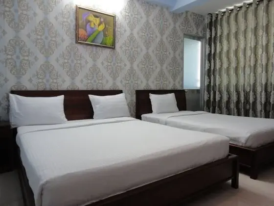 Üç Kişilik Oda