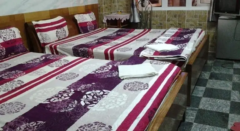 İki Ayrı Yataklı Oda, 2 Çift Kişilik Yatak