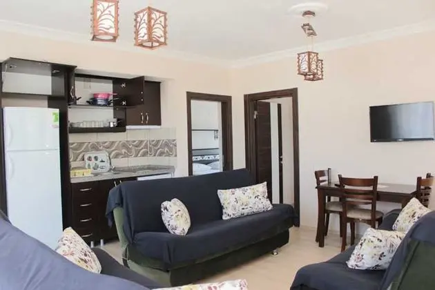 2+1 Bahçe Manzaralı Daire