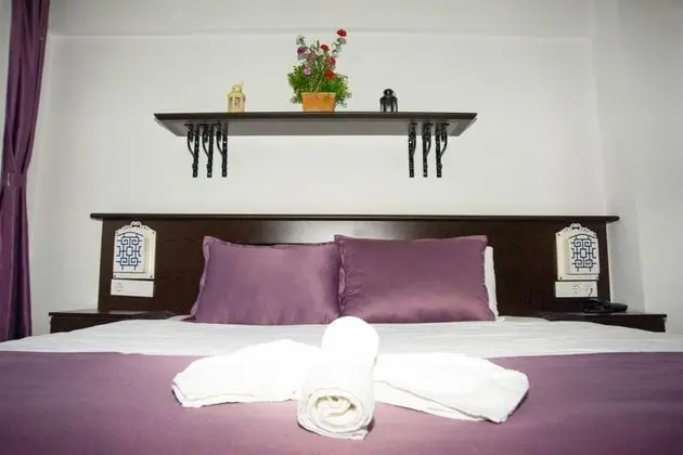 Tek Kişilik, Şehir Manzaralı, Balkonlu