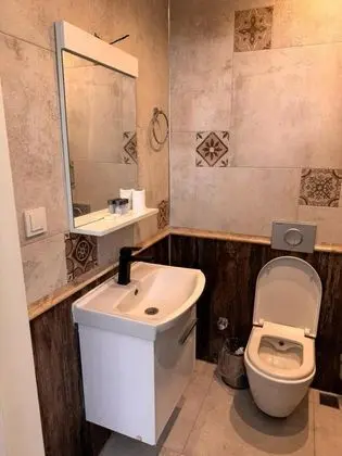 Suite, Kısmi Deniz Manzaralı