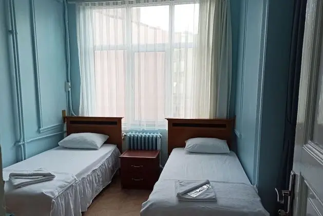 Standard Dört Kişilik Oda