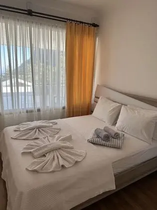 Teras Apart