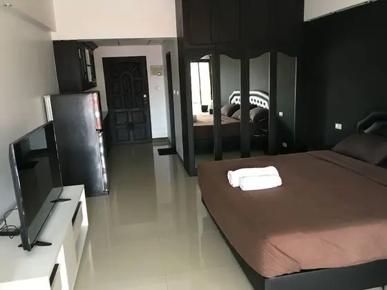 1-Bedroom Studio