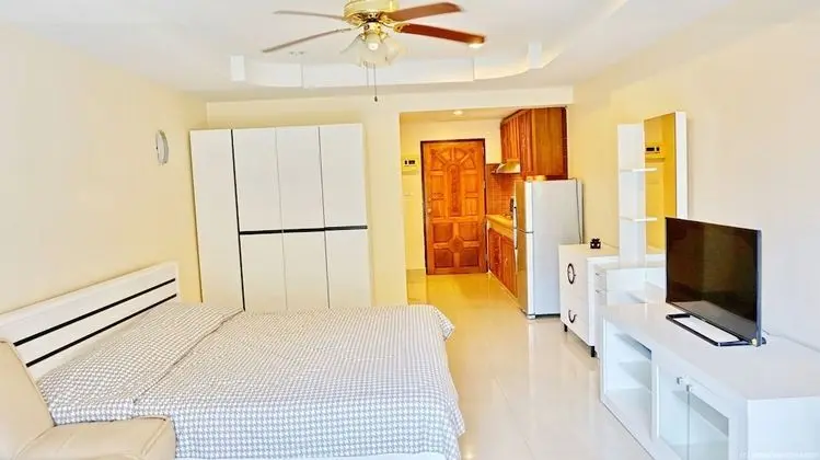 Comfort Daire, 1 En Büyük (King) Boy Yatak, Mutfak, Havuz Manzaralı