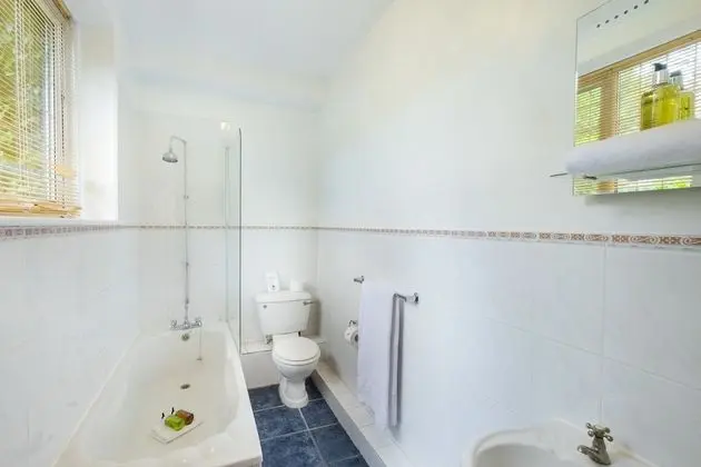 Tek Kişilik Oda, Banyolu/Duşlu (Small)