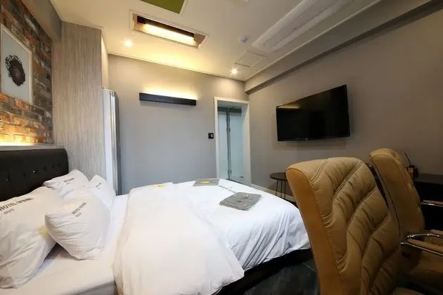 Premier Tek Büyük Yataklı Oda