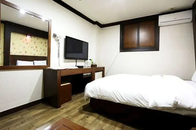 Oda (General room)