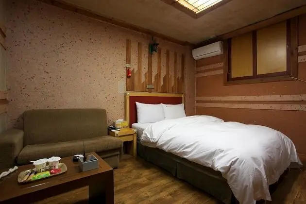 Oda (General room)