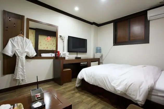 Oda (General room)