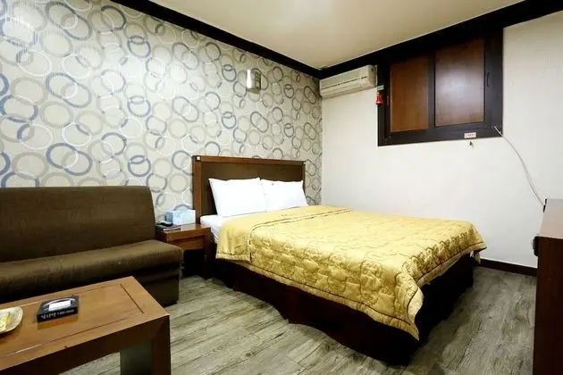 Oda (VIP room)