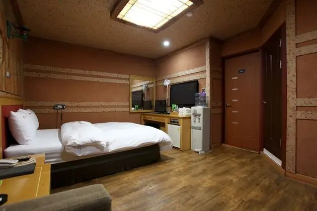 Oda (VIP room)