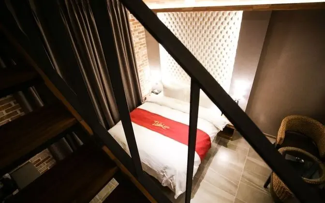 Oda (Duplex Two Room)