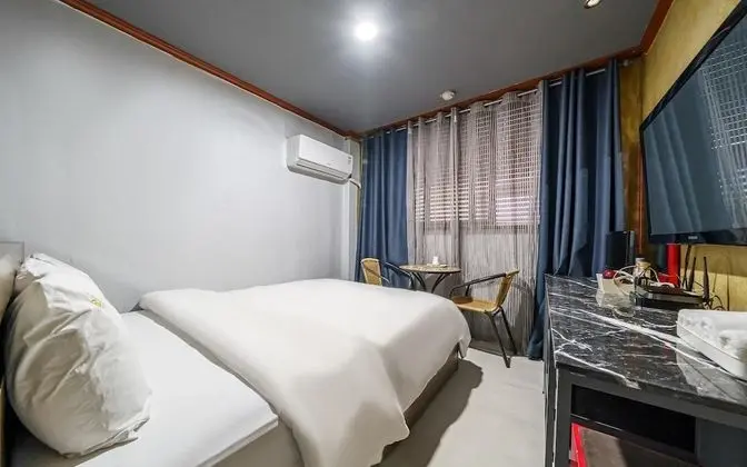 Oda (Standard Room)