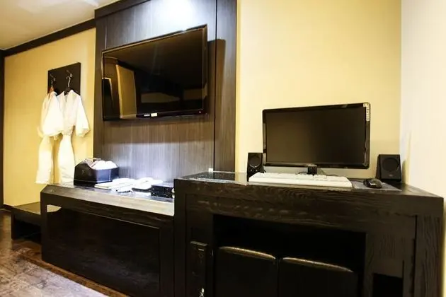 Oda (Semi-special Room (Free WiFi/Netflix )