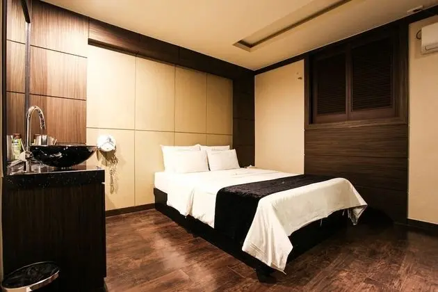 Oda (Standard Room (Free WiFi/Netflix Avai)