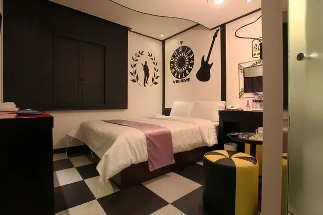 Oda (Standard room (Netflix viewing availa)