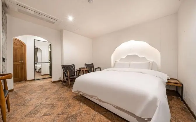 Oda (Daytime accommodation (14 hours guara)
