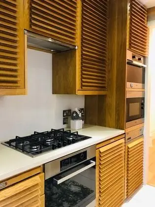 Standard Apart Daire, 2 Büyük (Queen) Boy Yatak, Sigara İçilmez, Şehir Manzaralı