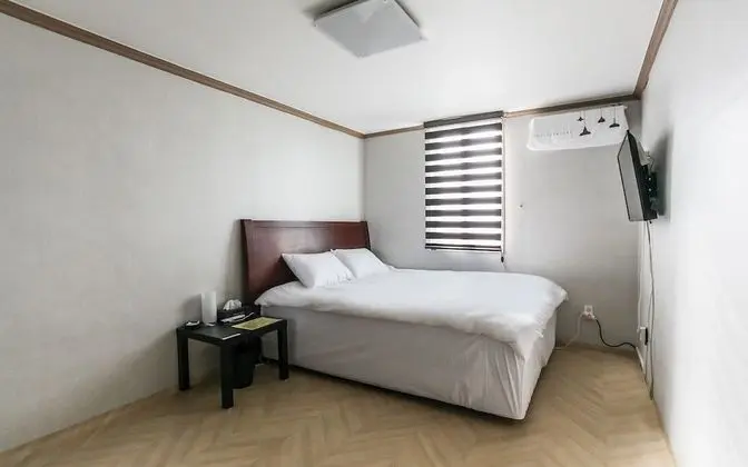 Oda (Large bed room (Please check with the)