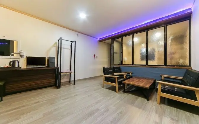 Oda (Special room (Netflix viewing / spaci)