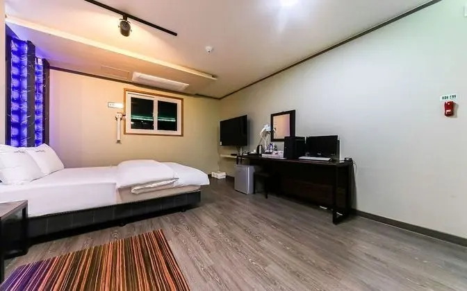 Oda (Standard room (Netflix viewing / spac)