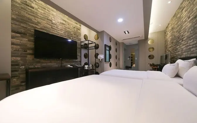 Oda (Twin (High Performing 2PC Netflix Air)