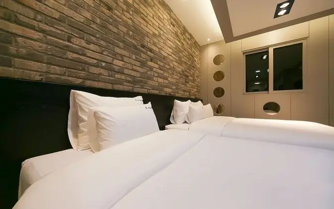 Oda (Twin (High Performing 2PC Netflix Air)