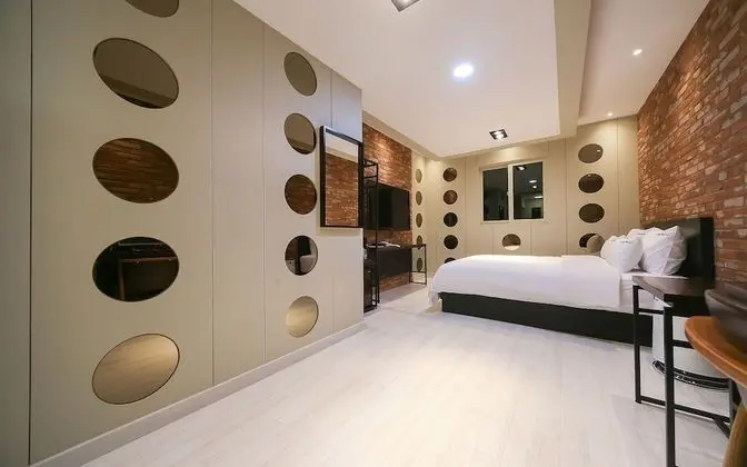 Oda (VIP (High Performing 2PC Netflix Air )