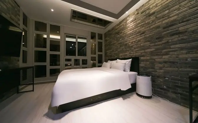 Oda (VIP (High Performing 2PC Netflix Air )