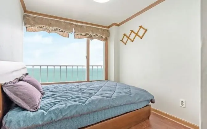 Oda (Paradise (bathtub))