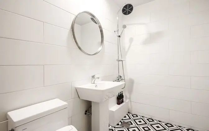 Oda (Yeongdeok Premium (Rooftop night view)