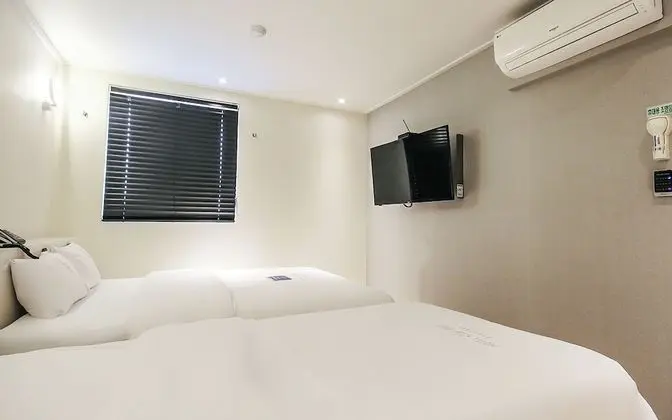 Oda (Yeongdeok Twin Room (Rooftop night vi)