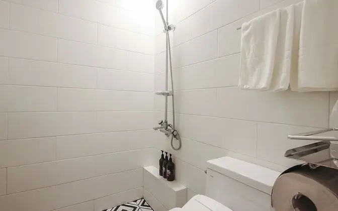 Oda (Yeongdeok Twin Room (Rooftop night vi)