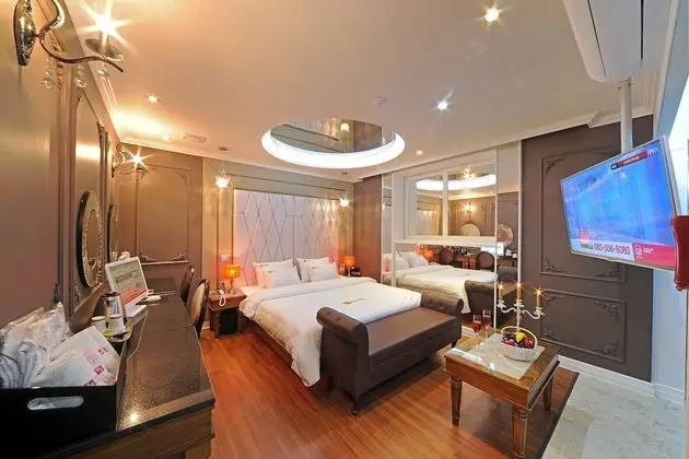 Oda (Semi-special Room)