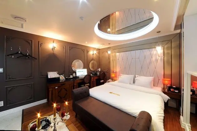 Oda (Semi-special Room)