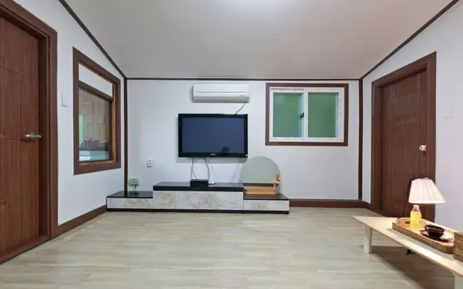 Oda (Ondol room (individual terrace))