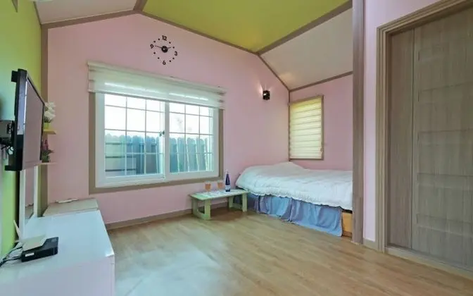 Oda (Small 1 (Individual Terrace))