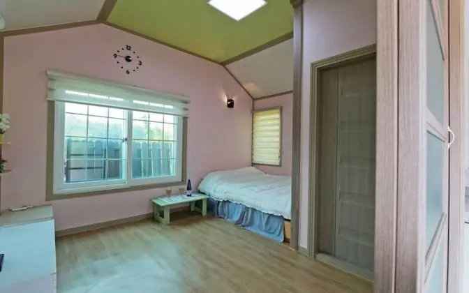 Oda (Small 1 (Individual Terrace))